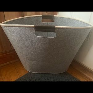 Large thirty one felt storage tote